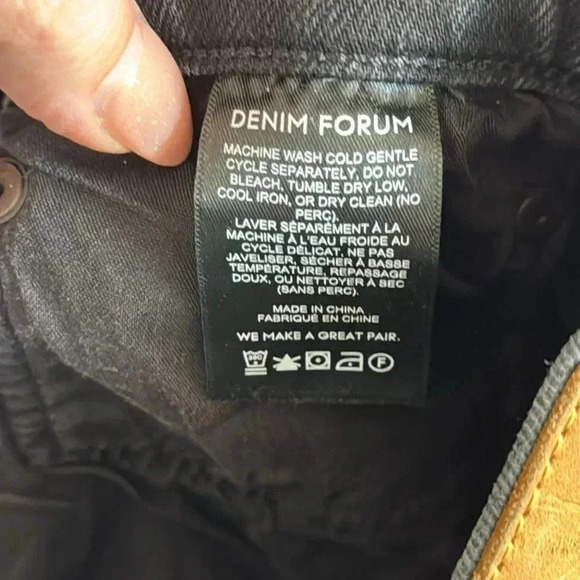 Denim Forum Aritzia The Yoko High Rise Slim Size 32 Button Fly Distressed - Picture 5 of 12